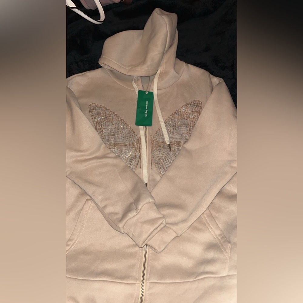 Butterfly diamond oversized jacket full zip !! 🤍🦋